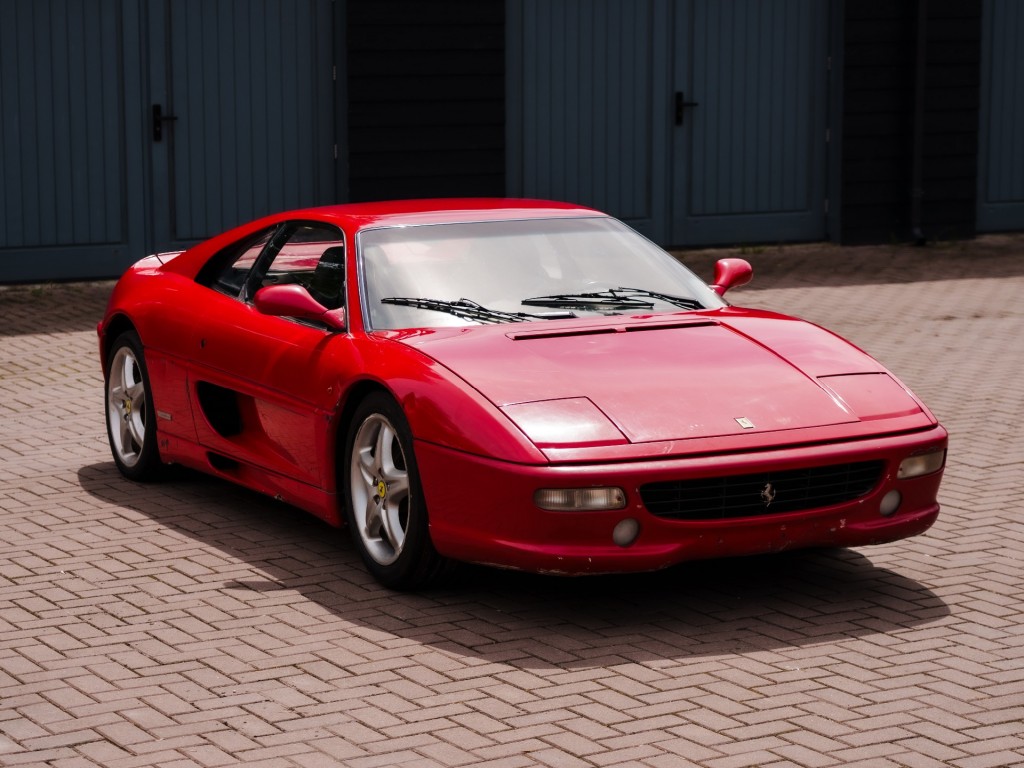 41657208-1.jpg