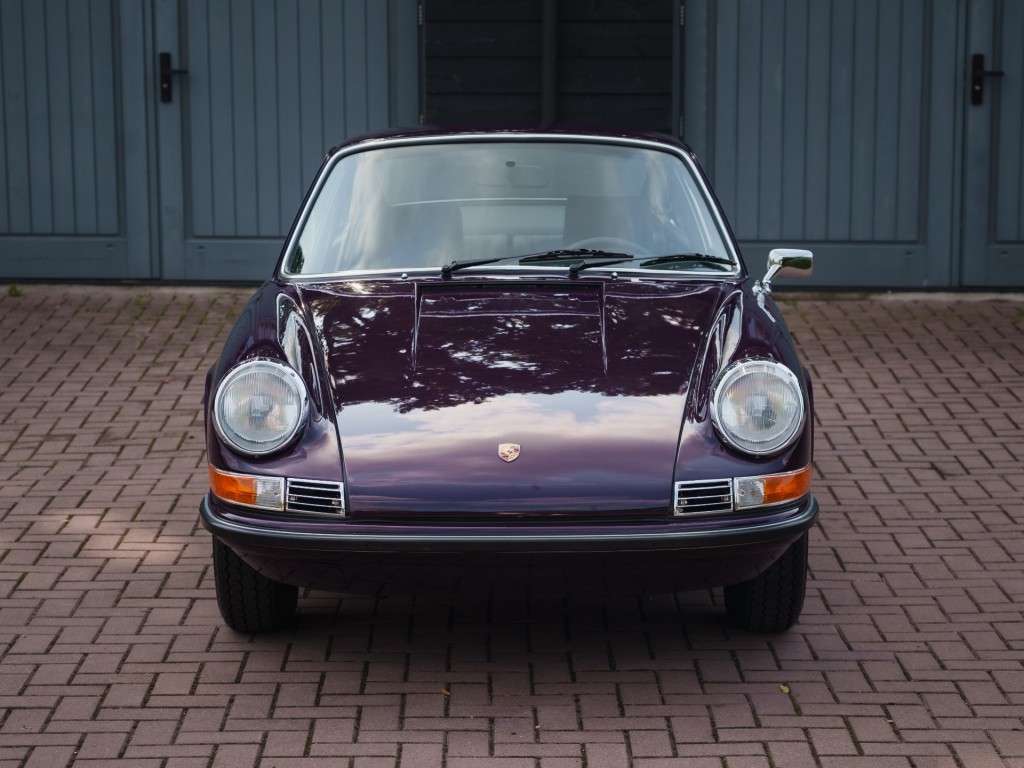 46762582-3.jpg