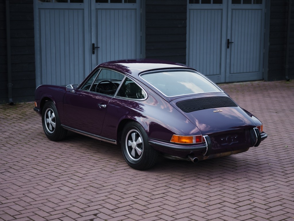46762582-39.jpg